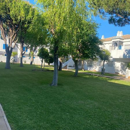 Apartamento La Almadraba Chiclana de la Frontera Exterior foto